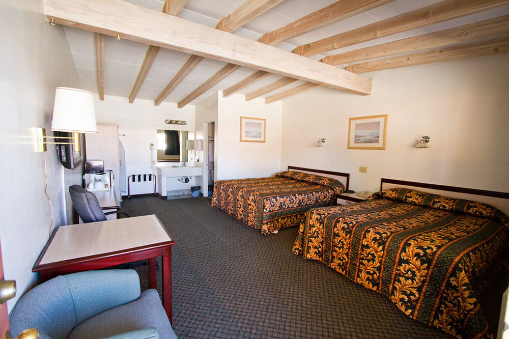 Trails Motel Лон Пайн Екстериор снимка