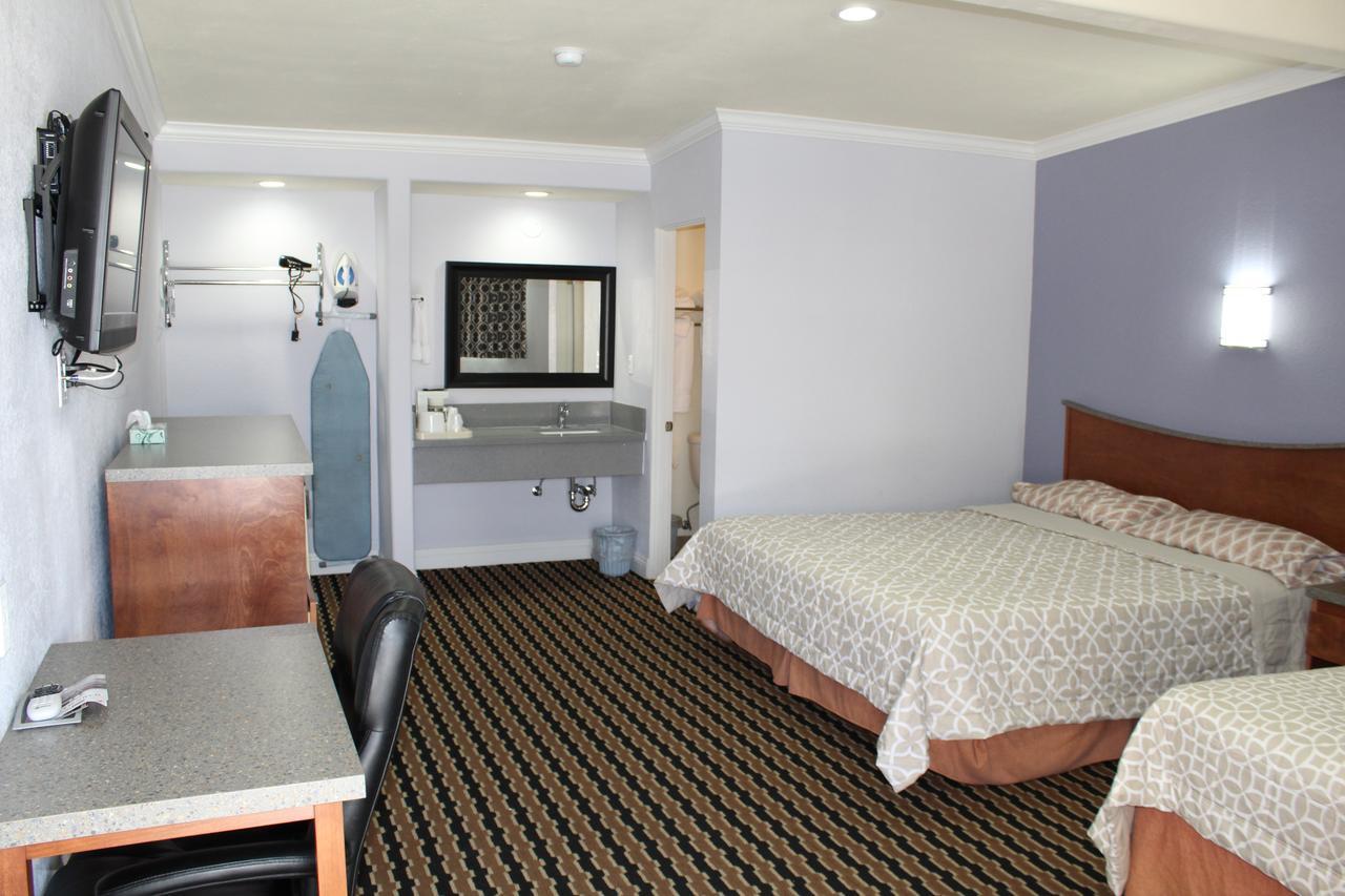 Trails Motel Лон Пайн Екстериор снимка
